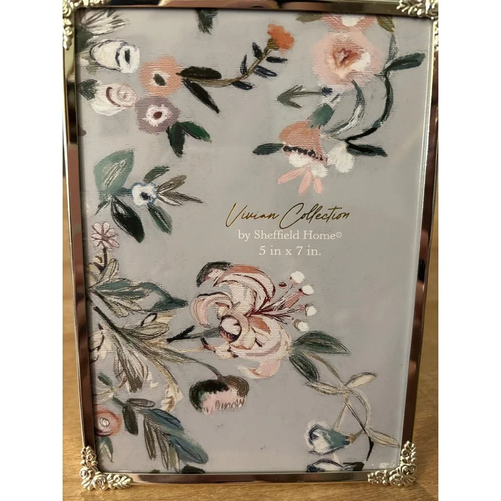 Sheffield Home Vivian Collection Silver Rose Corner 5x7 Picture Frame 7K76-57A